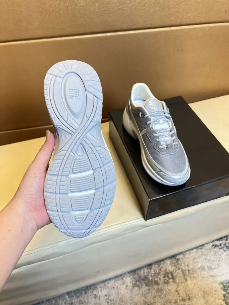 WrinkleFree Givenchy Shoes 13931