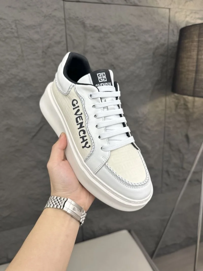 WaterResistant Givenchy Shoes 13914
