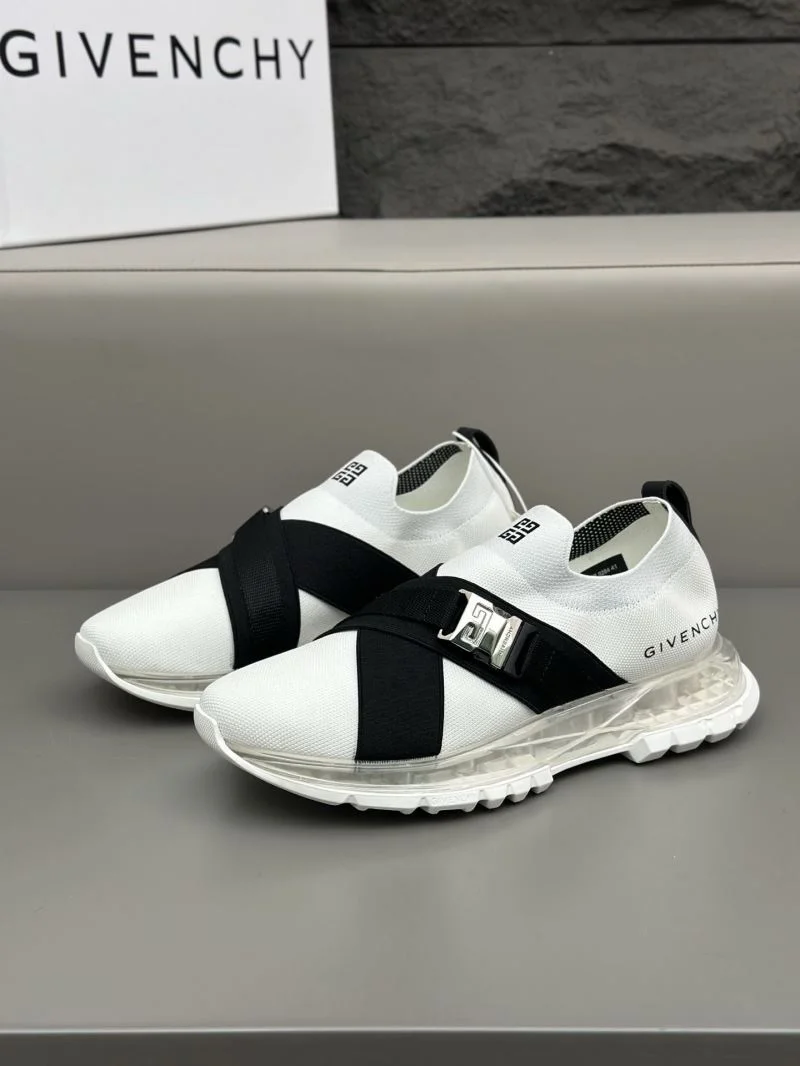 Sporty Givenchy Shoes 13853