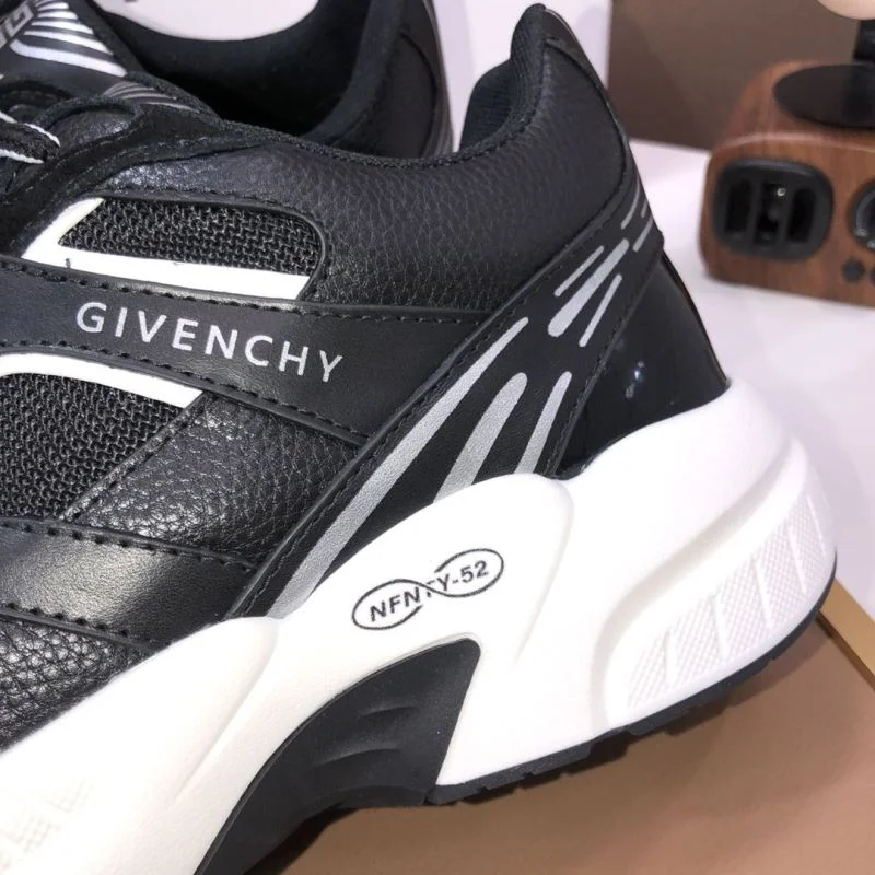 WellDesigned Givenchy Shoes 13840