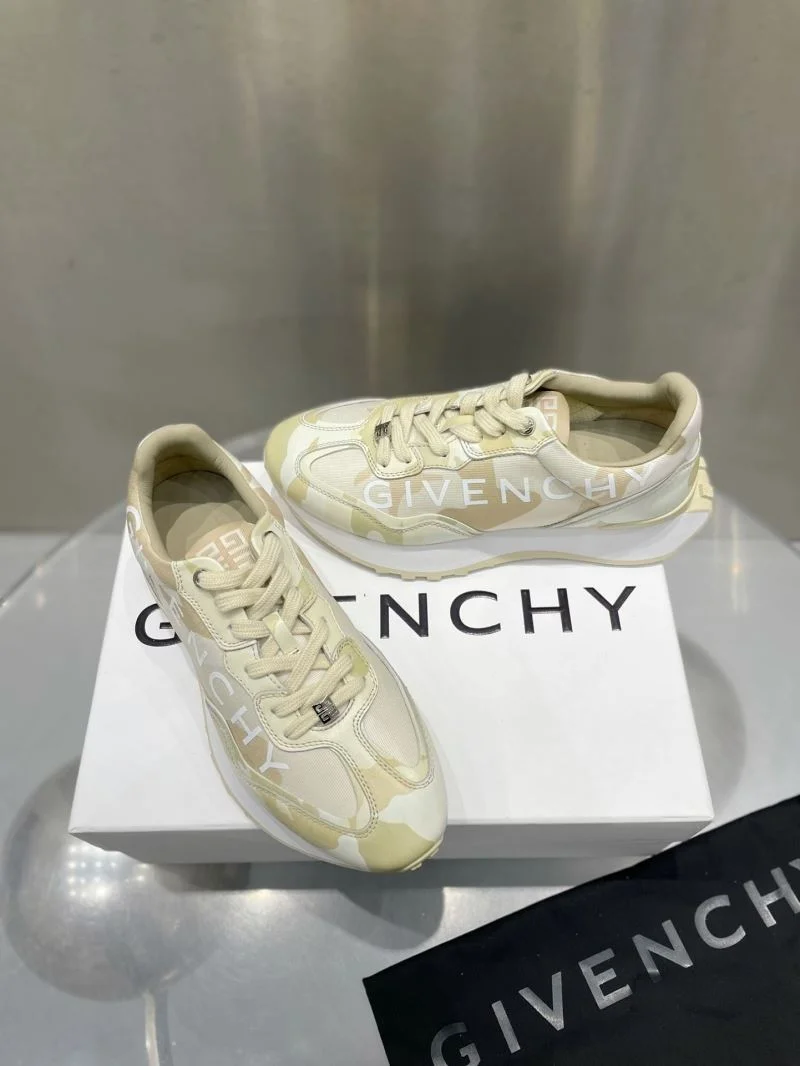 Trendsetting Givenchy Shoes 6395