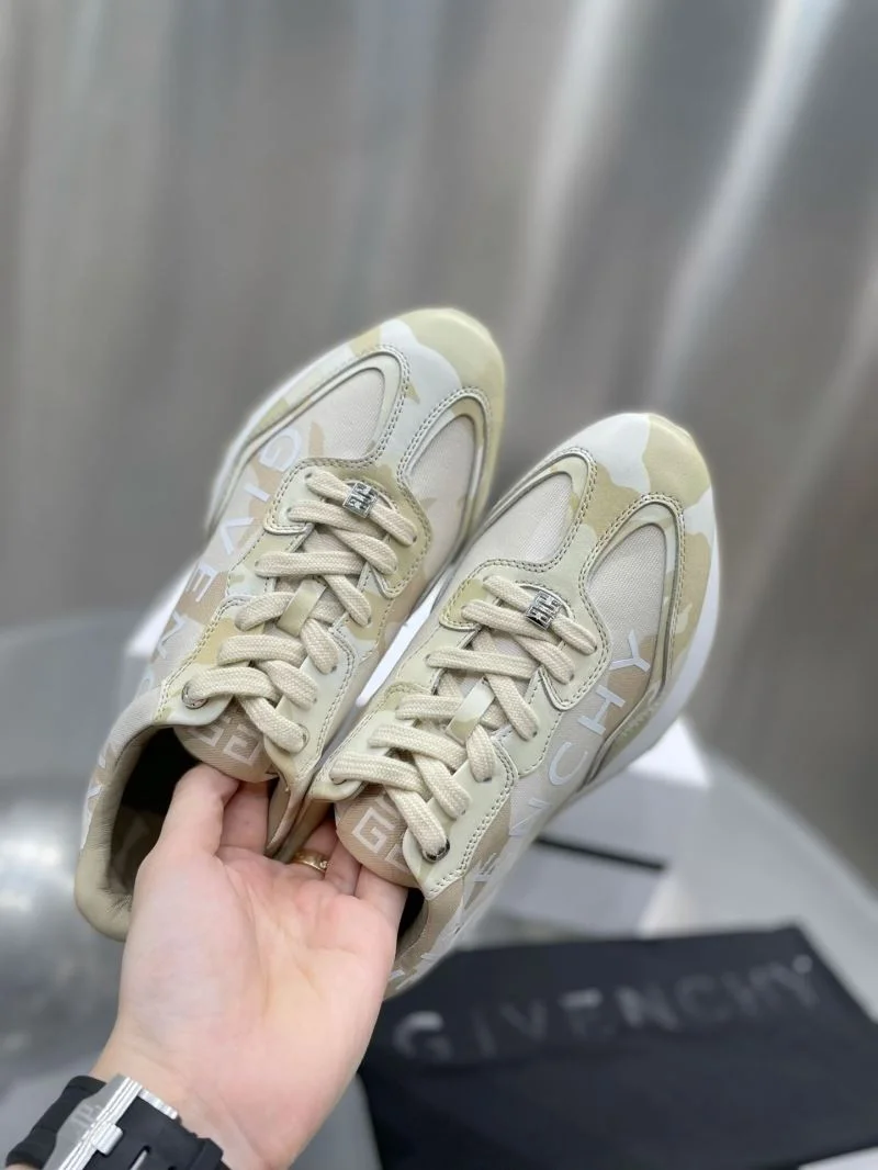 Trendsetting Givenchy Shoes 6395