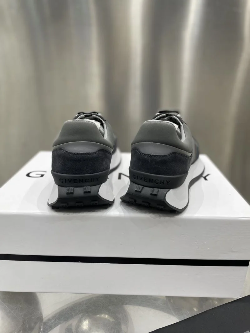 Breathable Givenchy Shoes 6426