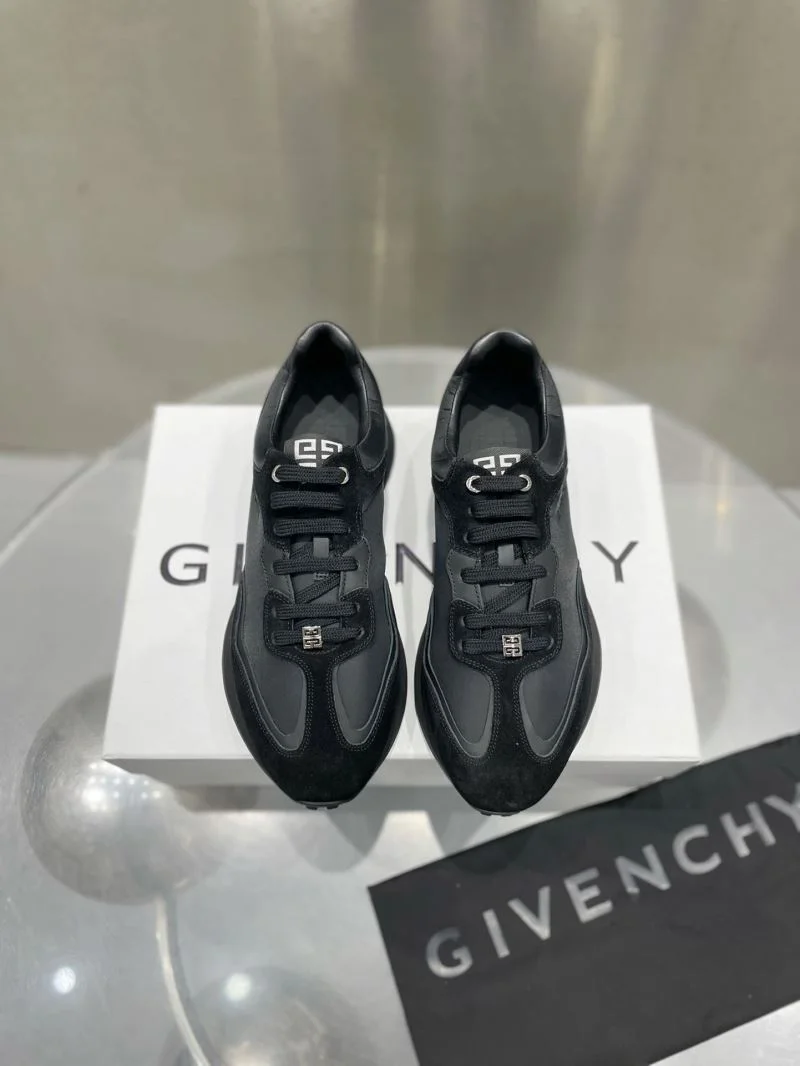 Givenchy Shoes EasyCare 6383