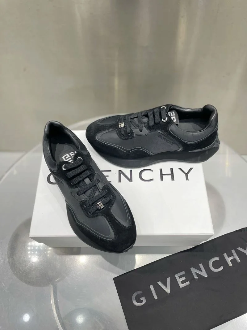 Givenchy Shoes EasyCare 6383