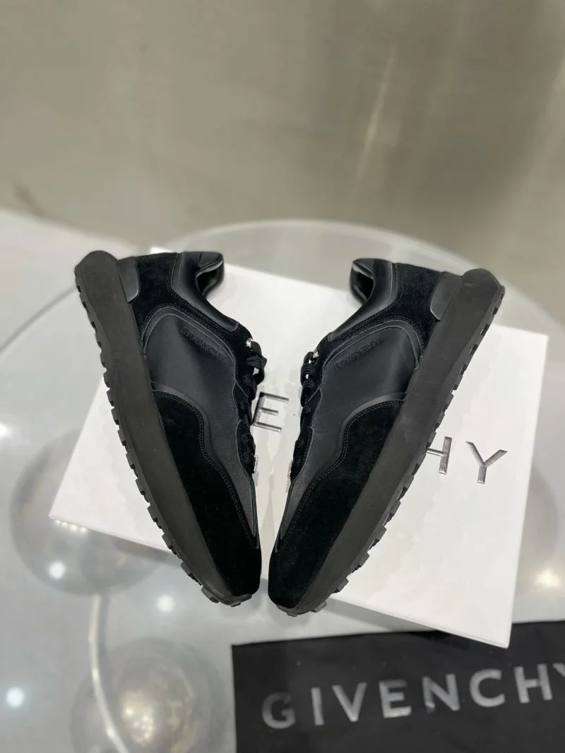 Givenchy Shoes EasyCare 6383