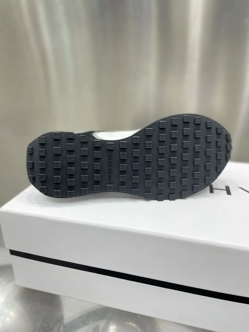 Givenchy Shoes Breathable 6410
