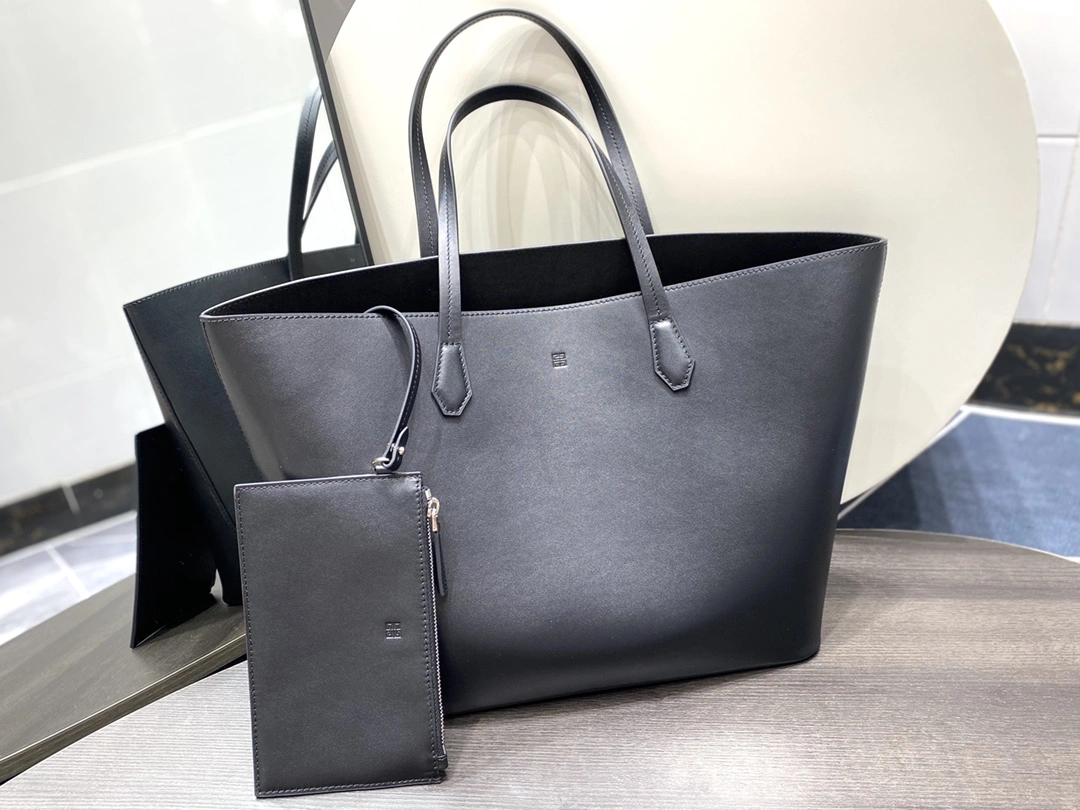 Givenchy Shopping Bags EasyCare 71696