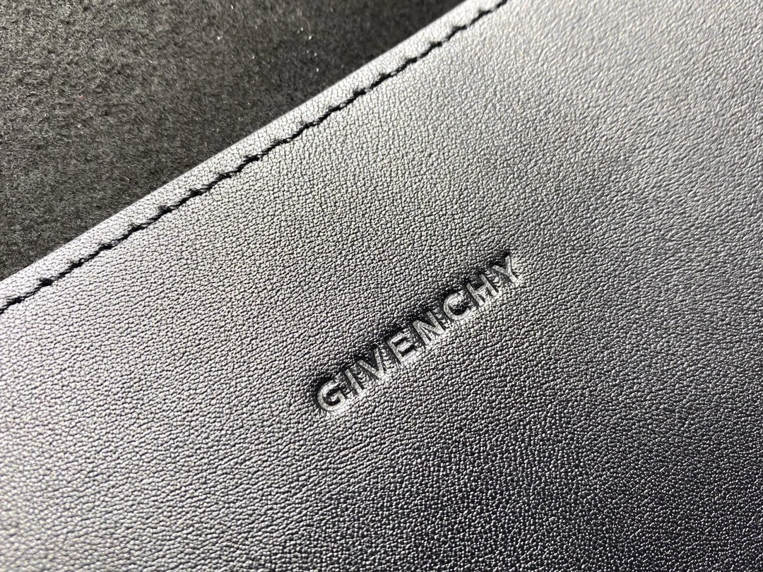 Givenchy Shopping Bags EasyCare 71696