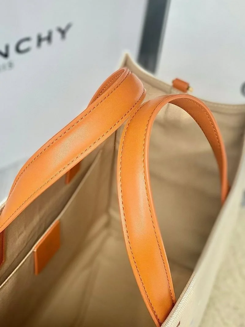 Givenchy Shopping Bags Bright 44899