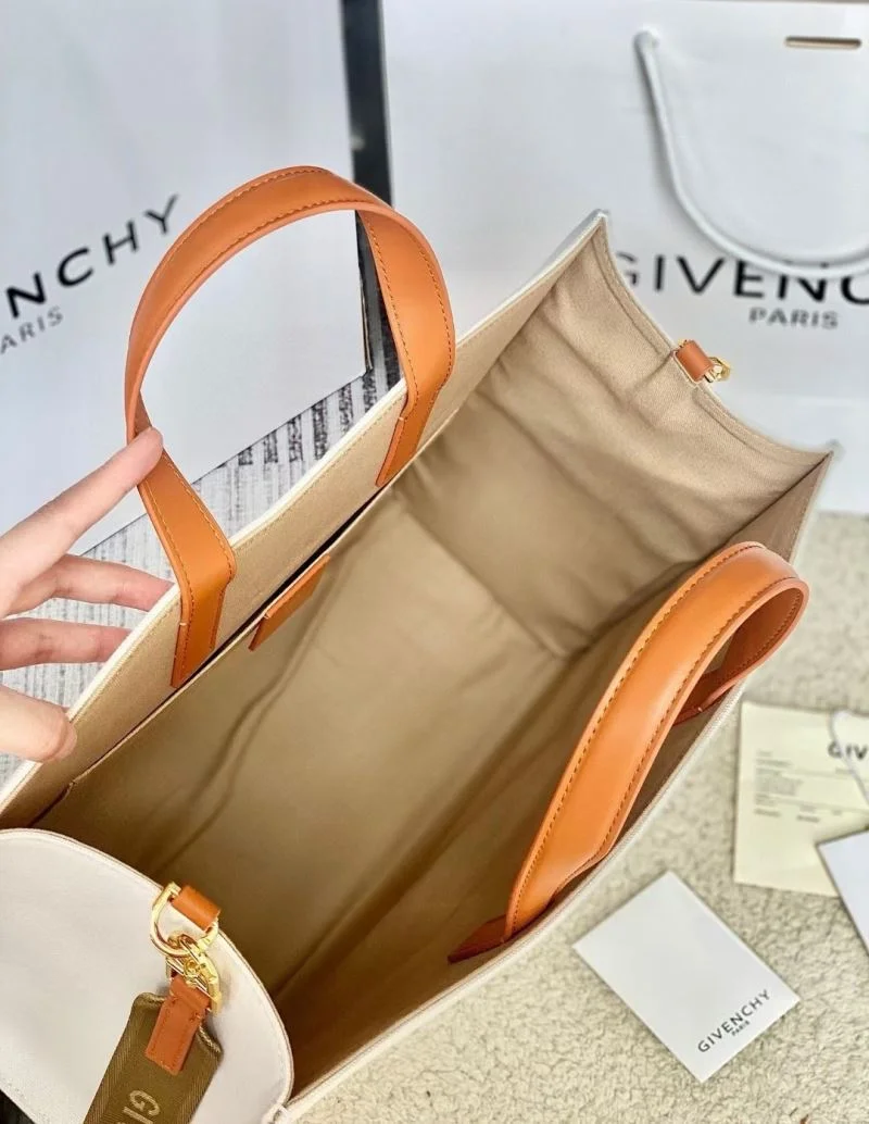 Givenchy Shopping Bags Bright 44899