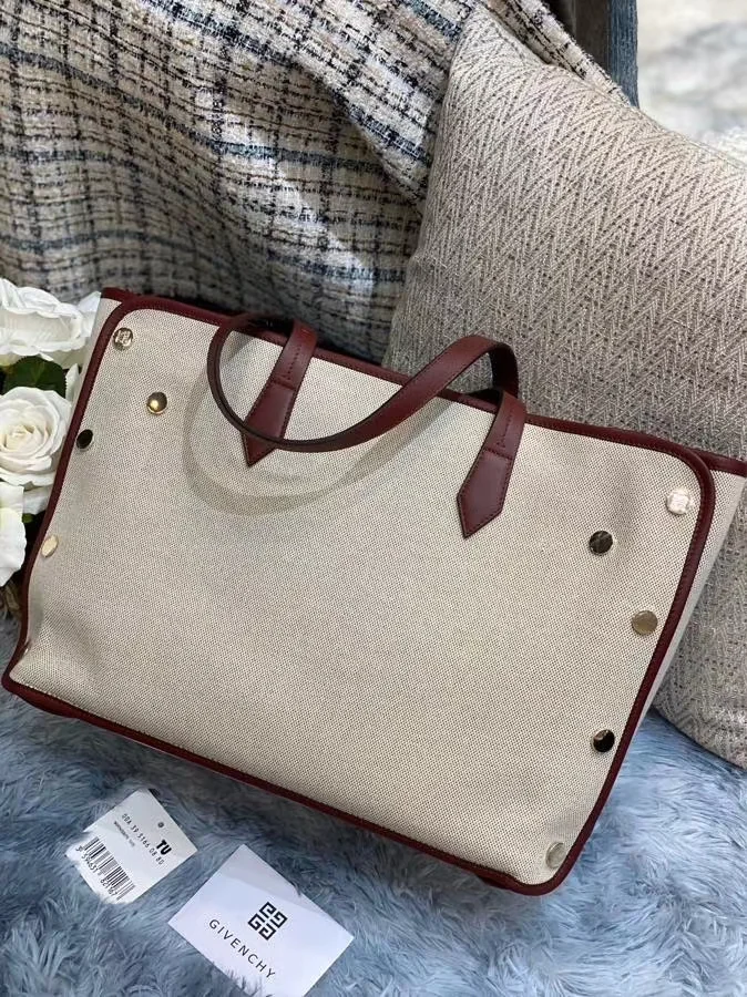 Thermal Givenchy Shopping Bags 44900