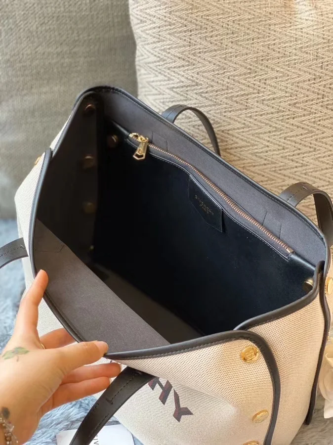 Givenchy Shopping Bags AllSeason 44890