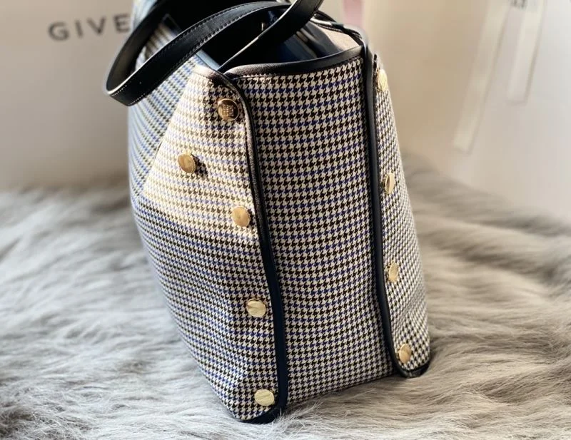 Givenchy Shopping Bags Bright 44896