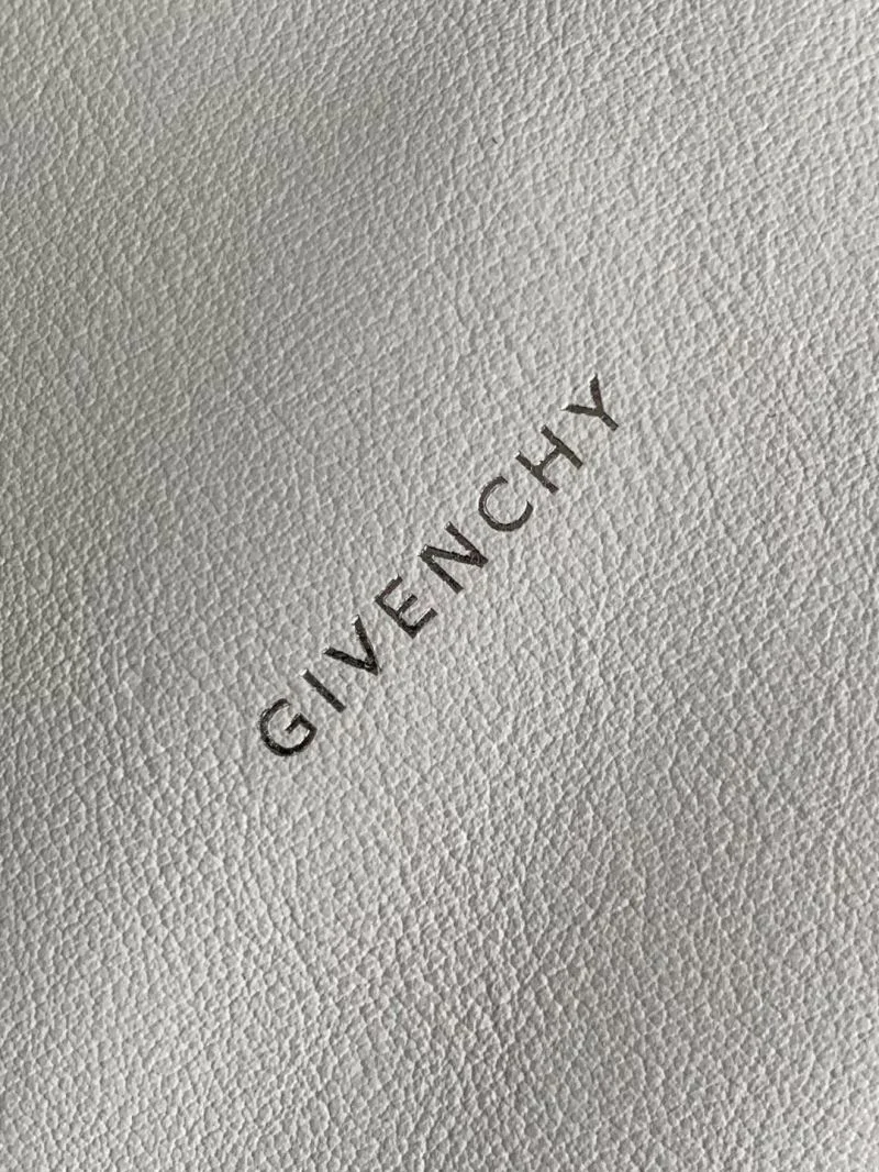 Givenchy Shopping Bags OdorResistant 44720