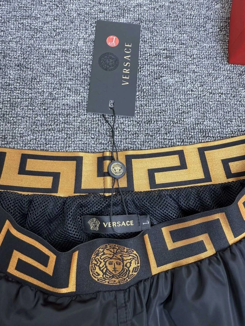 Trendsetting Givenchy Short Pants 124200