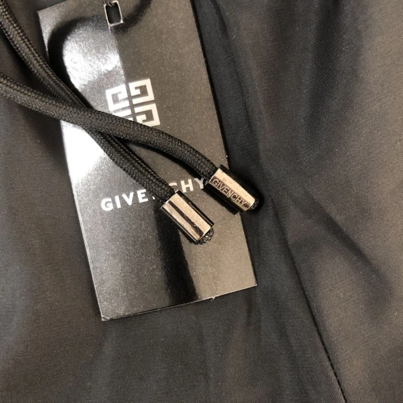 Givenchy Short Pants Flexible 124195