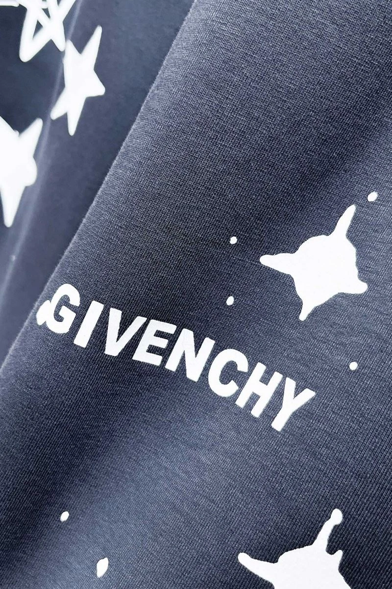 Givenchy Short Pants Lightweight 124090