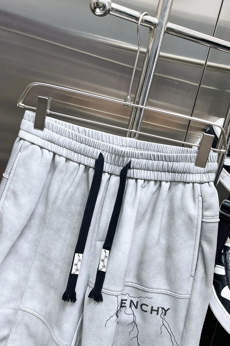 EasyMatch Givenchy Short Pants 124006
