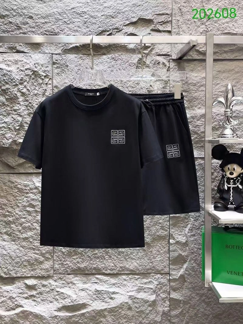 Givenchy Short Suits Original 123510