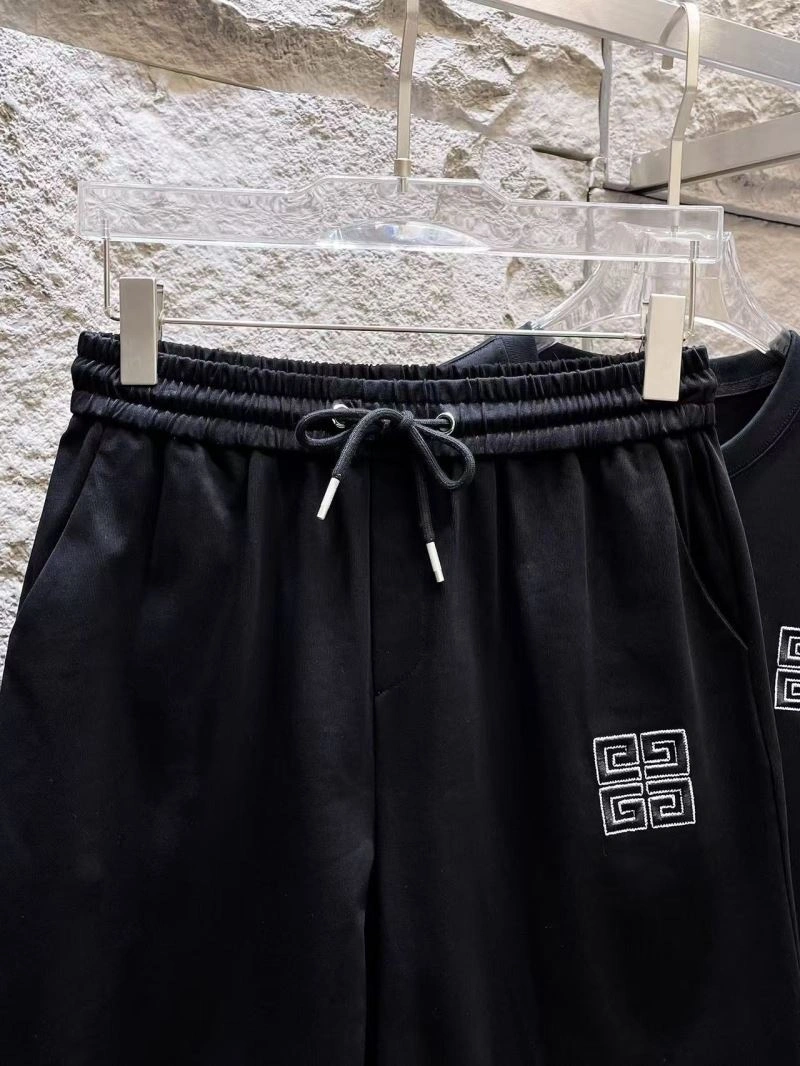 Givenchy Short Suits Original 123510