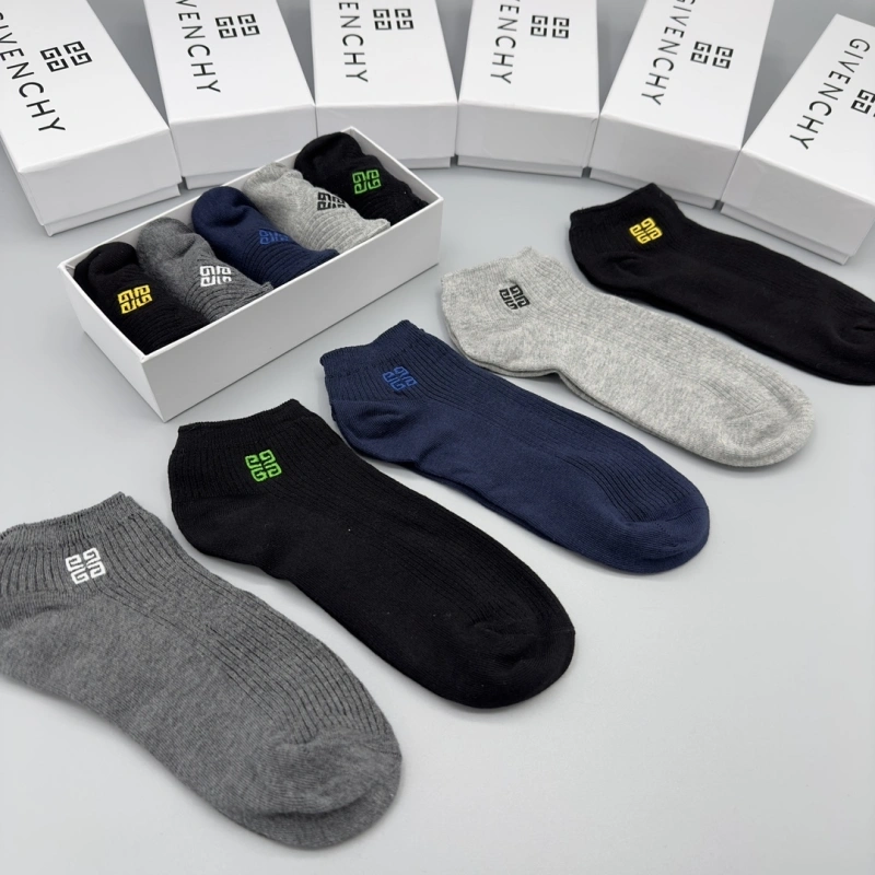 Efficient Givenchy Socks 274237