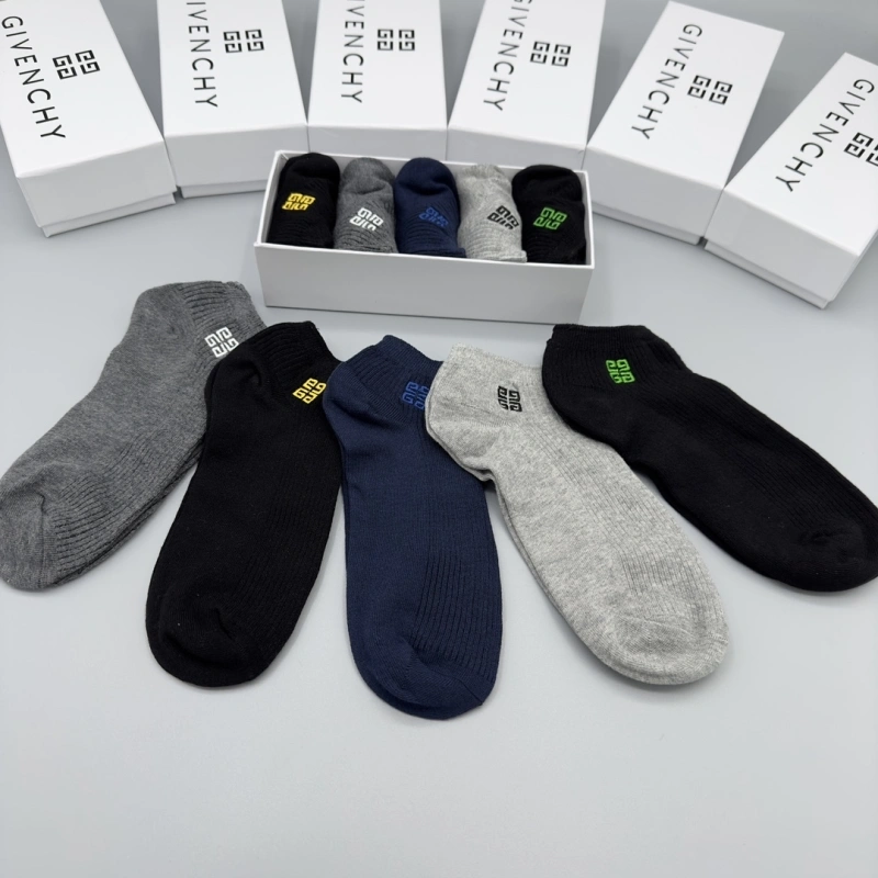 Efficient Givenchy Socks 274237