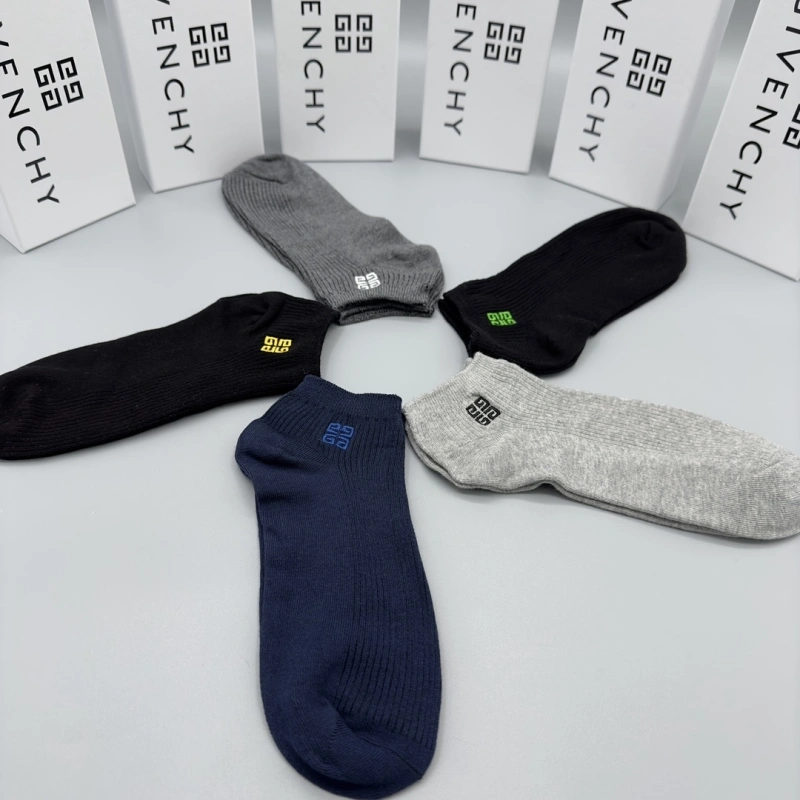 Efficient Givenchy Socks 274237
