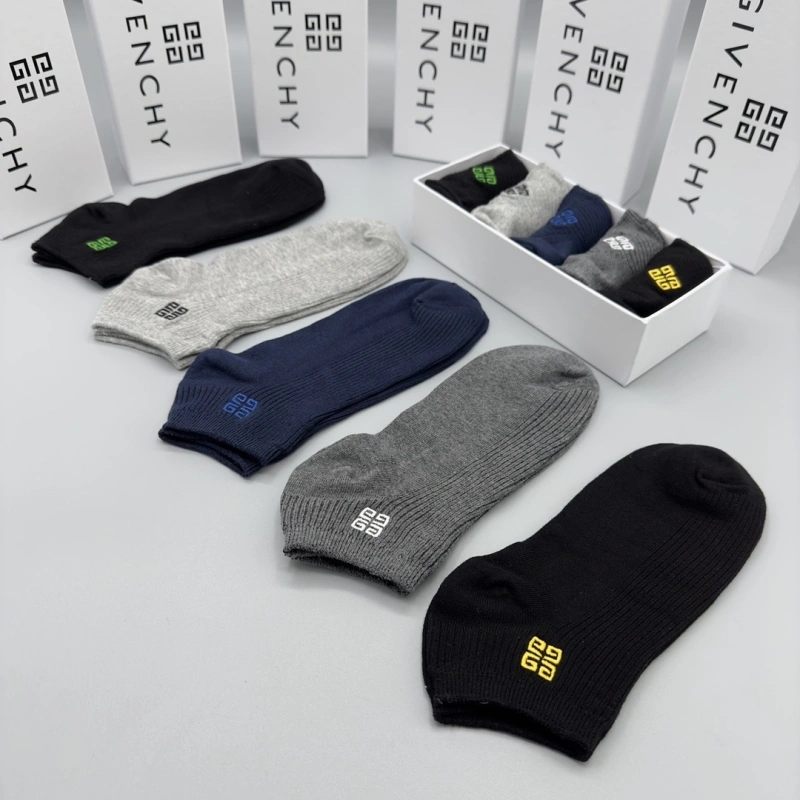Efficient Givenchy Socks 274237