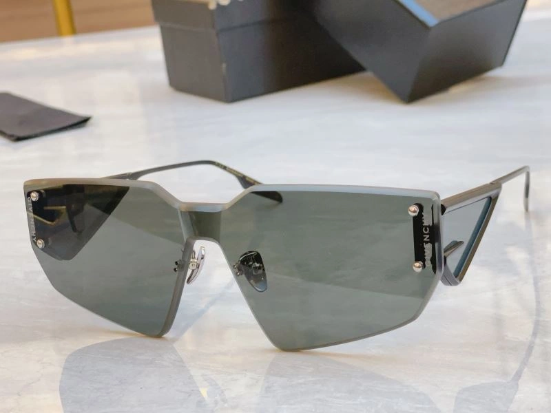 HighQuality Givenchy Sunglasses 279413