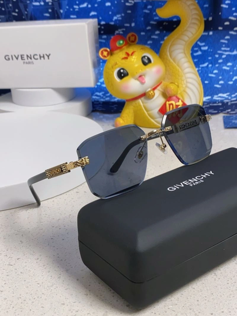 Tailored Givenchy Sunglasses 279423