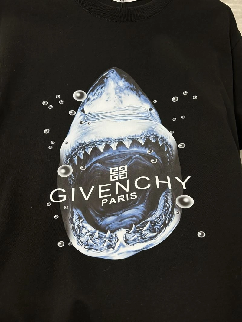 Fashionable Givenchy T-Shirts 124150