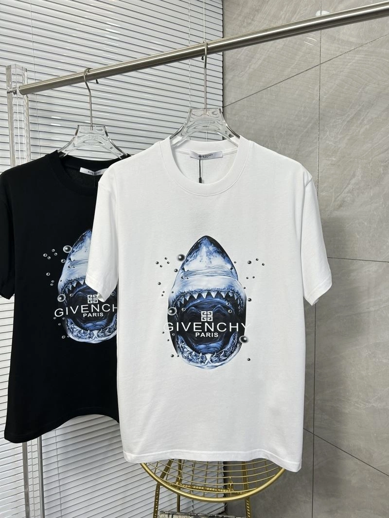 Comfortable Givenchy T-Shirts 124148