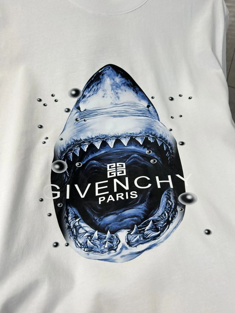 Comfortable Givenchy T-Shirts 124148