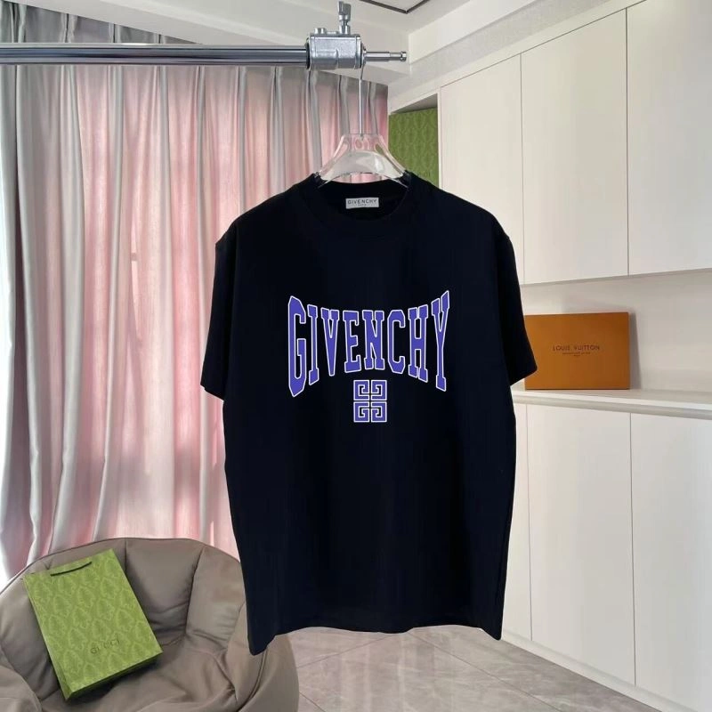 Givenchy T-Shirts Resilient 123527