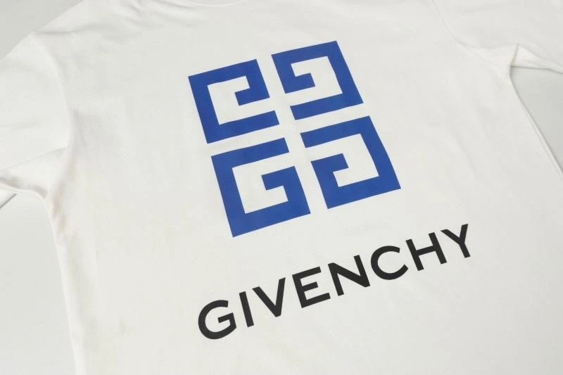 RelaxedFit Givenchy T-Shirts 123541