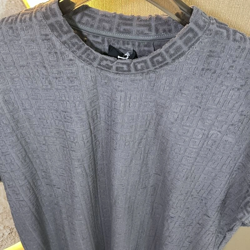 WaterResistant Givenchy T-Shirts 124122