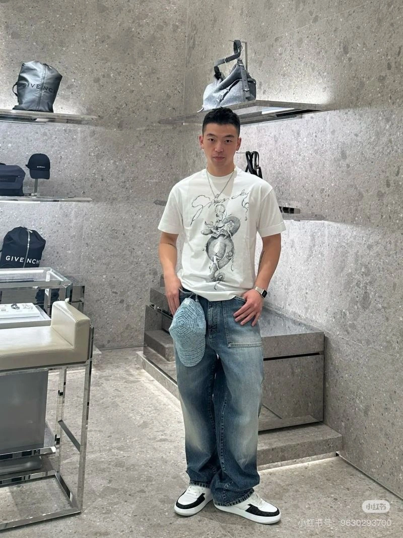 Givenchy T-Shirts SmartChoice 124141