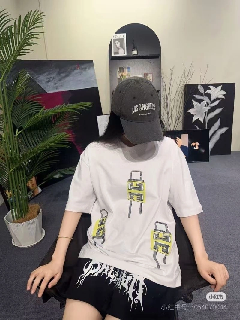 Givenchy T-Shirts Unique 124121