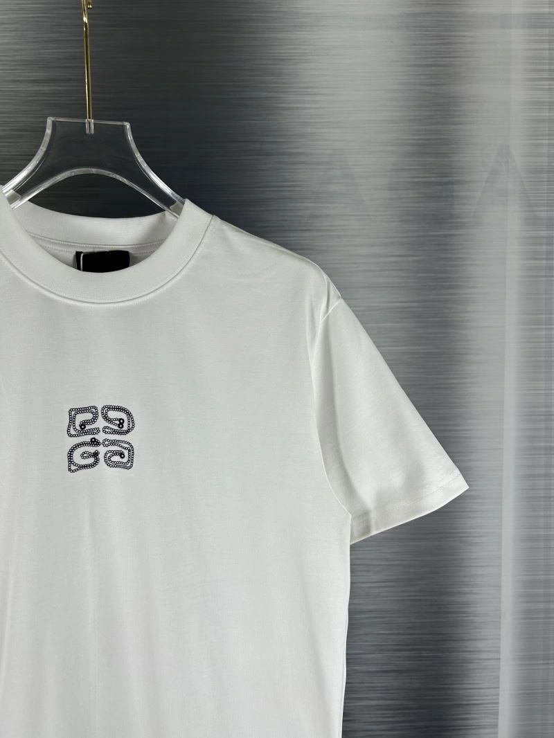 Givenchy T-Shirts Refined 124136