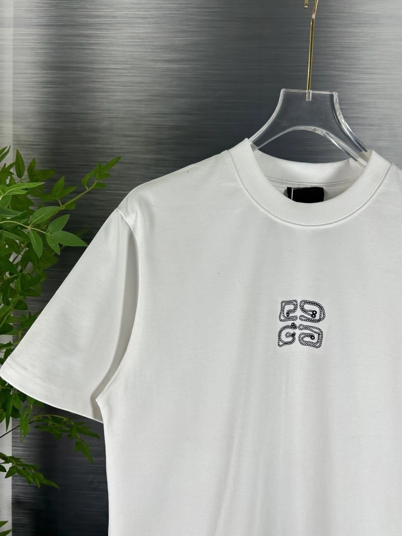 Givenchy T-Shirts Refined 124136