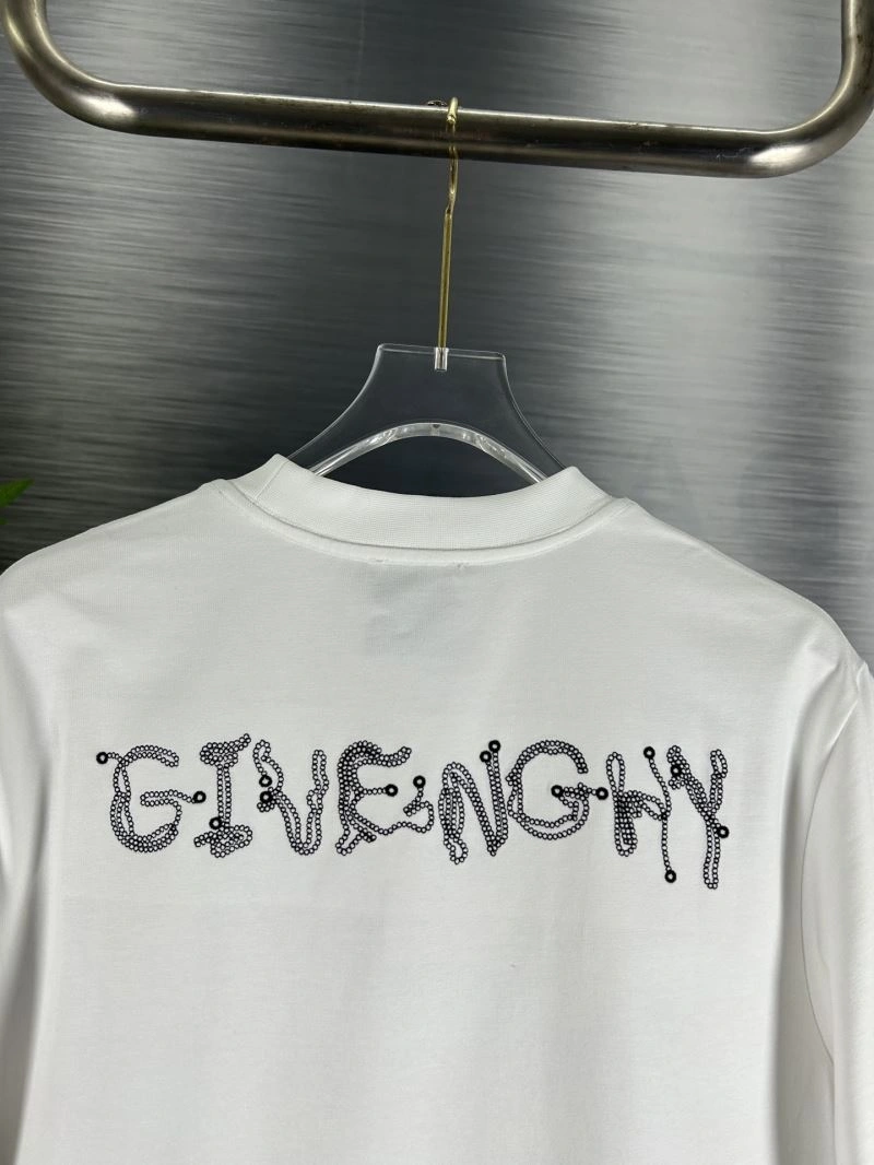 Givenchy T-Shirts Refined 124136