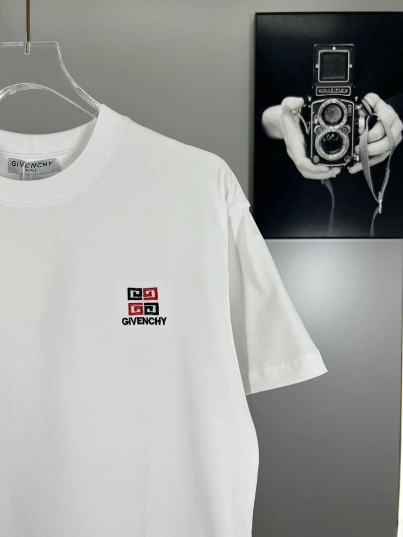 Bright Givenchy T-Shirts 124132