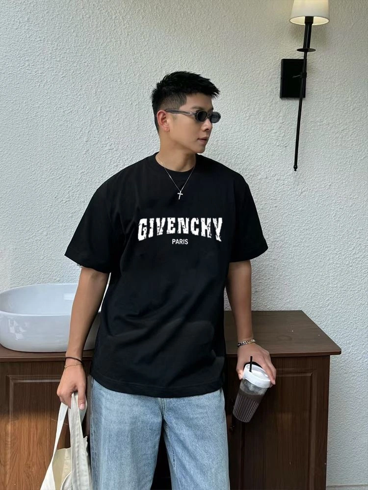 WaterResistant Givenchy T-Shirts 124138