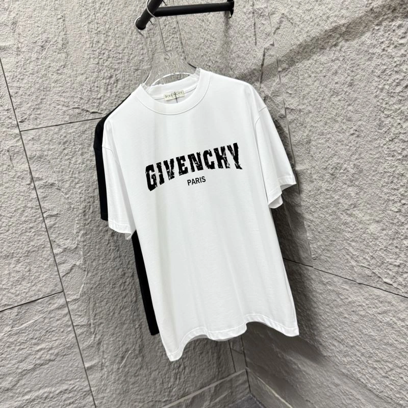 Givenchy T-Shirts Youthful 124140