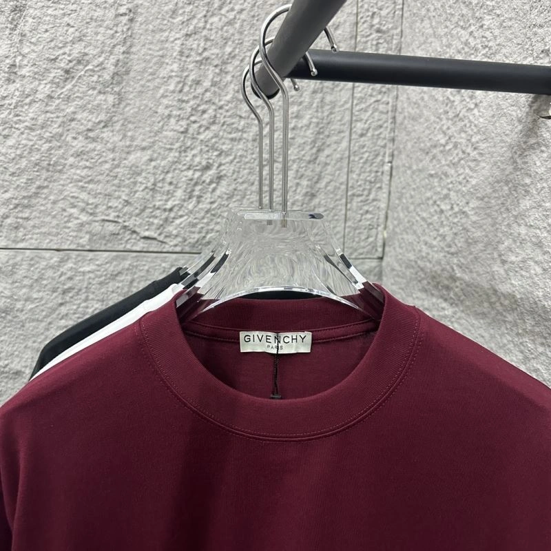 Supportive Givenchy T-Shirts 124114