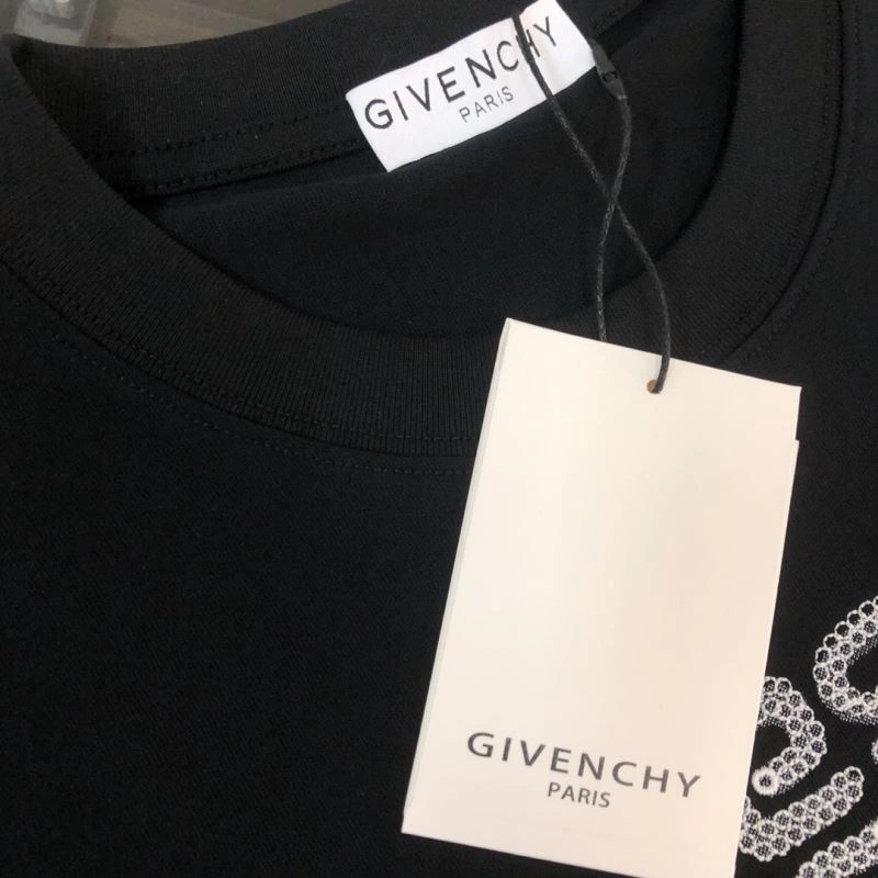 Givenchy T-Shirts Timeless 124188