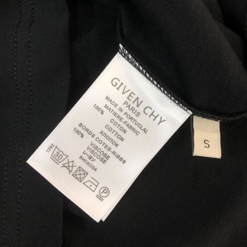 Givenchy T-Shirts Timeless 124188