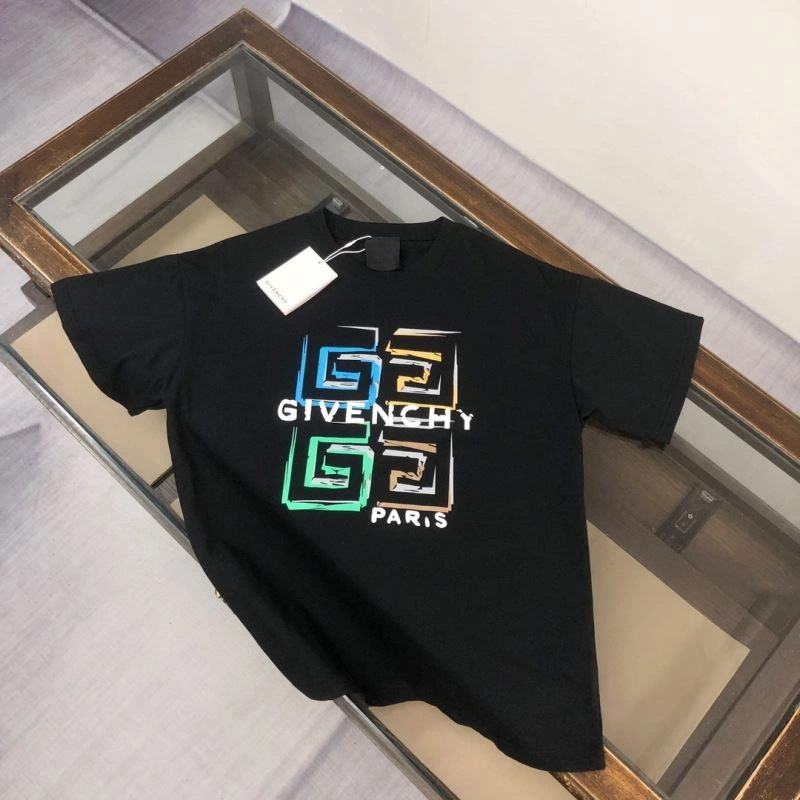 Lightweight Givenchy T-Shirts 124177