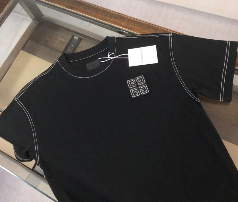 Givenchy T-Shirts Classic 124173